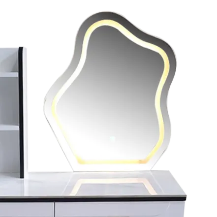 Malvie Zoom Mirror.webp